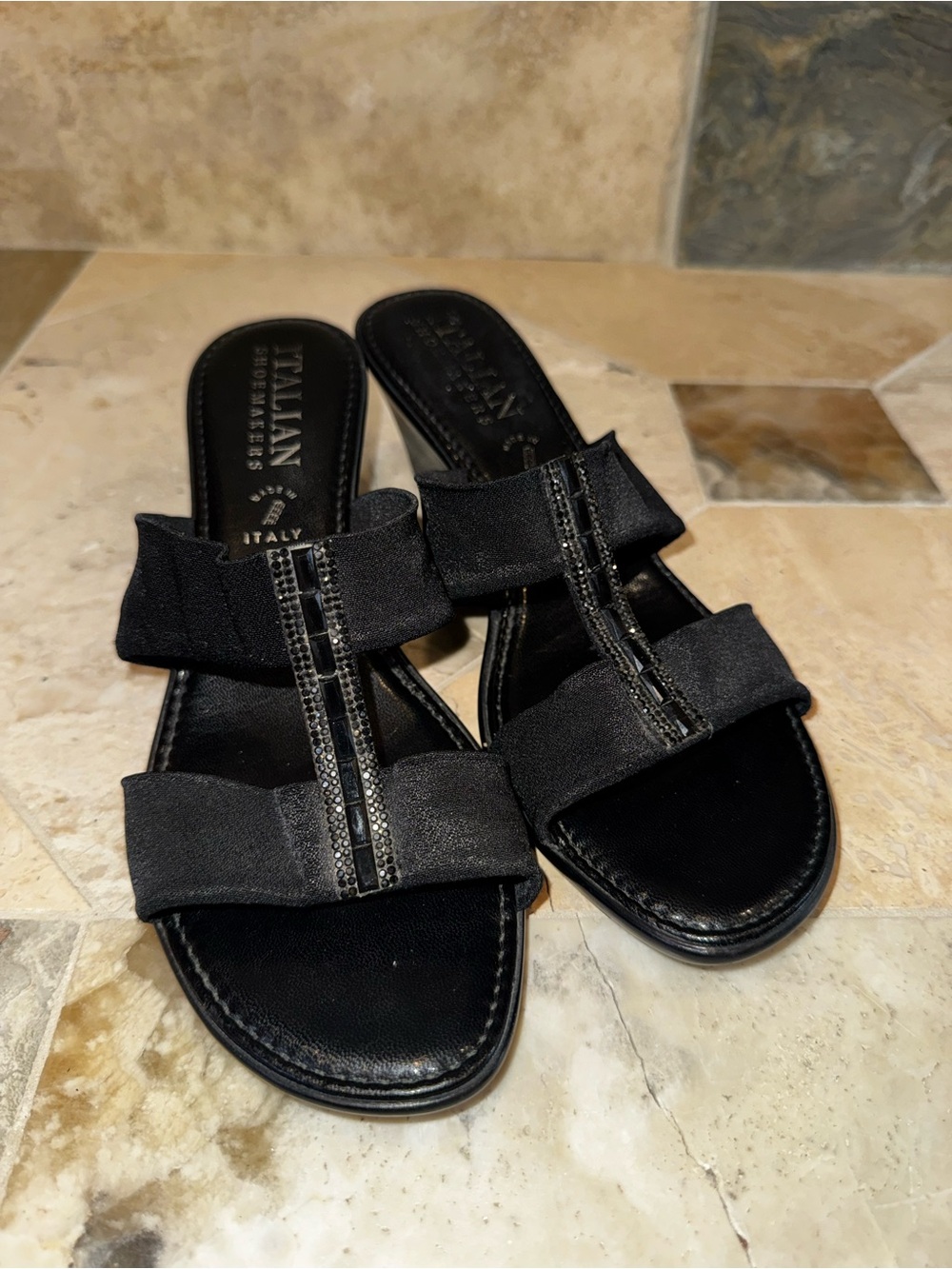 Italian Shoemakers Black Stretch Strappy Slide Sandals Womenโs 10 Made Italy